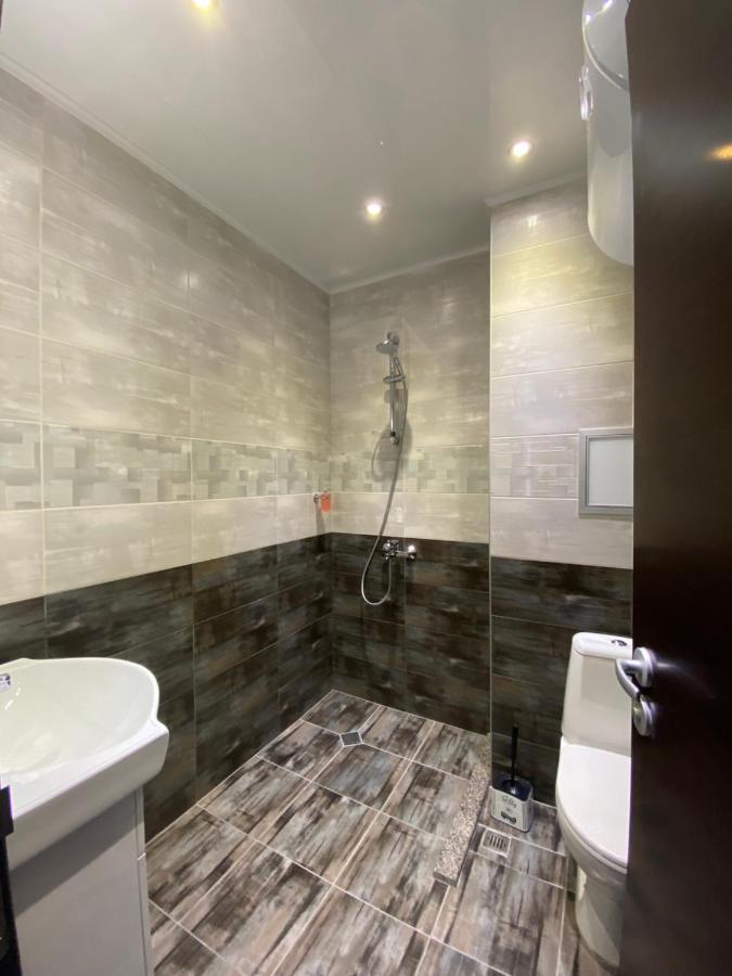 Bright Apartment For 5 Guests With Free Parking Burgas Extérieur photo